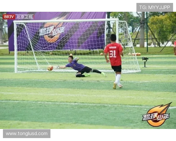 凯塞多职业生涯回顾，展现其从青年才俊到足球场中流砥柱的成长与发展