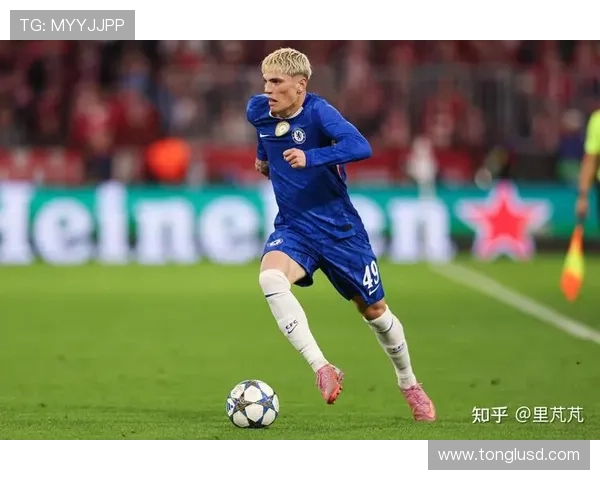 加纳乔高位压迫下边锋角色解析