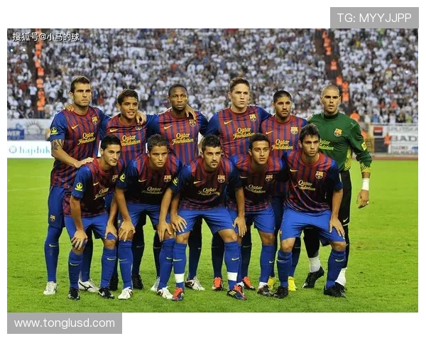 巴萨进攻体系过度依赖边路，对破密集防守能力形成制约